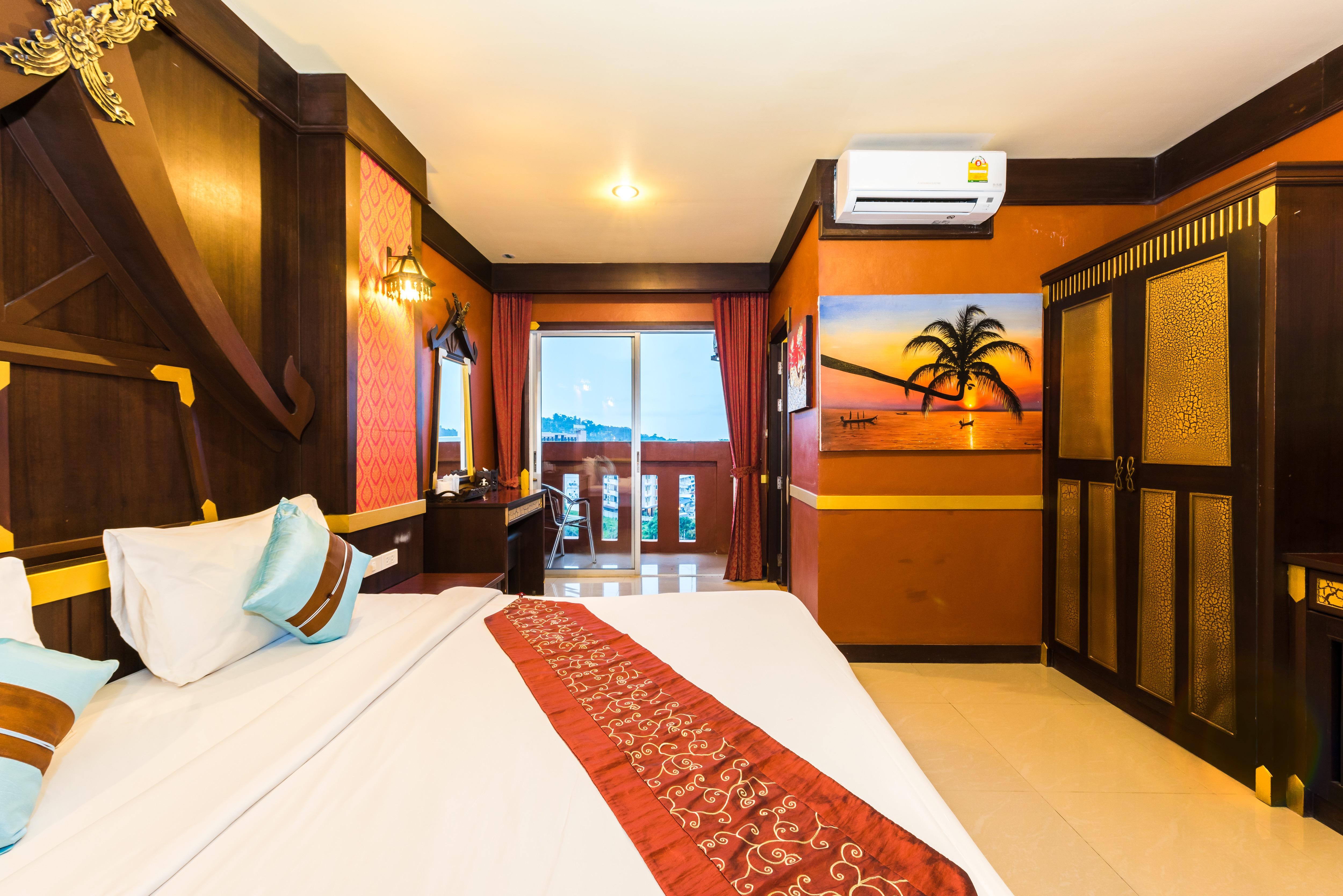 99 Residence Patong Exterior foto