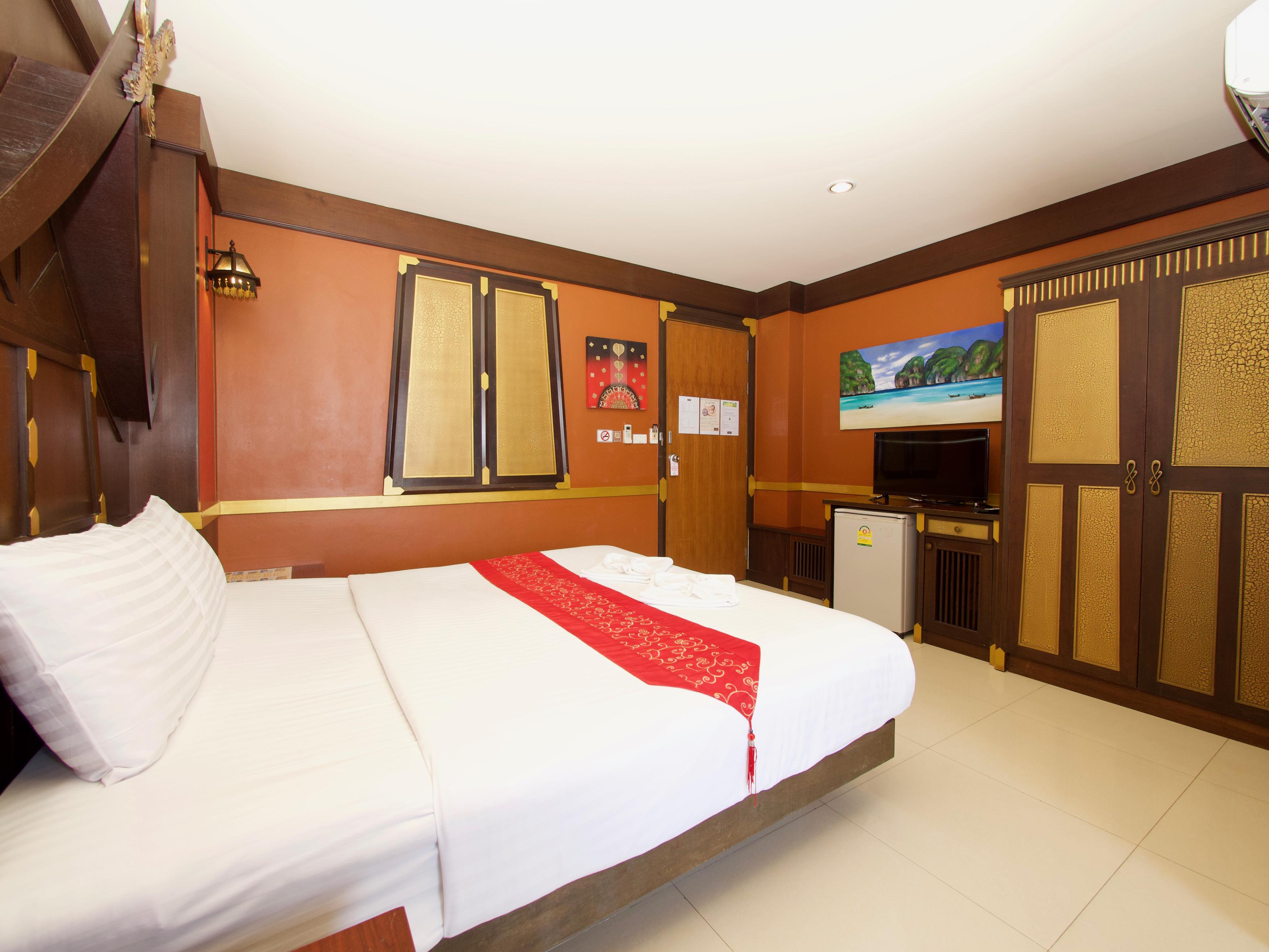 99 Residence Patong Exterior foto